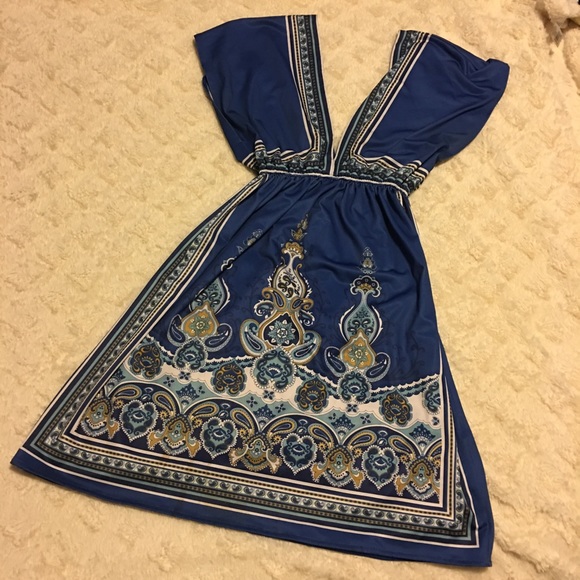 REDUCED! Gorgeous Twenty One Dress - Picture 3 of 5